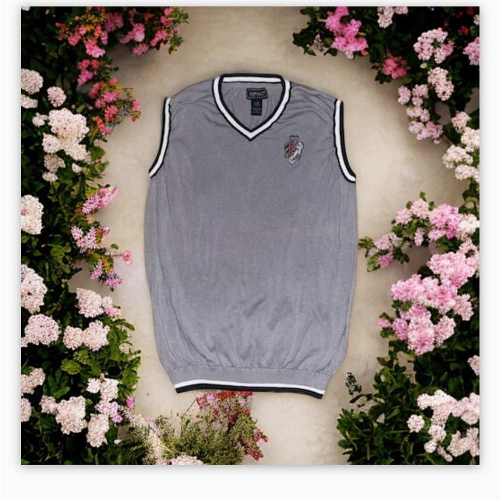 Women’s Buffalo VTG Knit Preppy -Logo -Crest Collegiate Sweater Vest -EUC Sz L - Picture 11 of 13